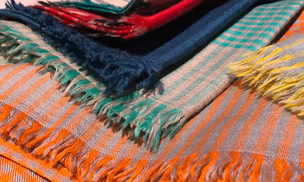 Differences Between A Scarf, Shawl, Stole And Wrap - ANGELA JEY